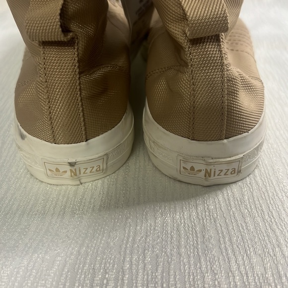 Adidas Nizza Mens Size 8.5 Skate High Top Canvas Sneaker beige white - Picture 2 of 4